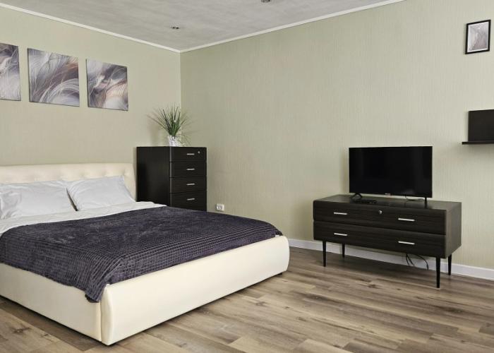 Lunacharskogo 86 Flat