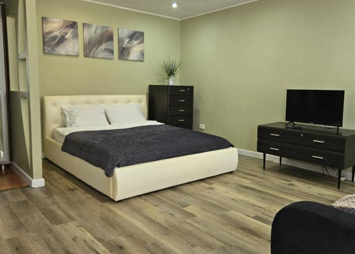 Lunacharskogo 86 Flat