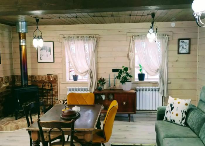 Derevenskiy Domik S Prekrasnym Vidom Private house