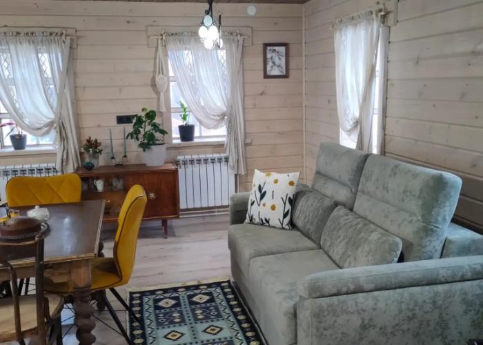 Derevenskiy Domik S Prekrasnym Vidom Private house