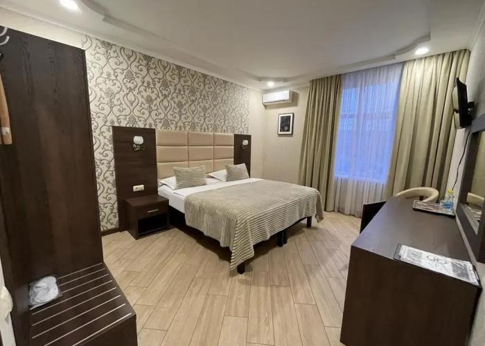 Kosmos Guest House