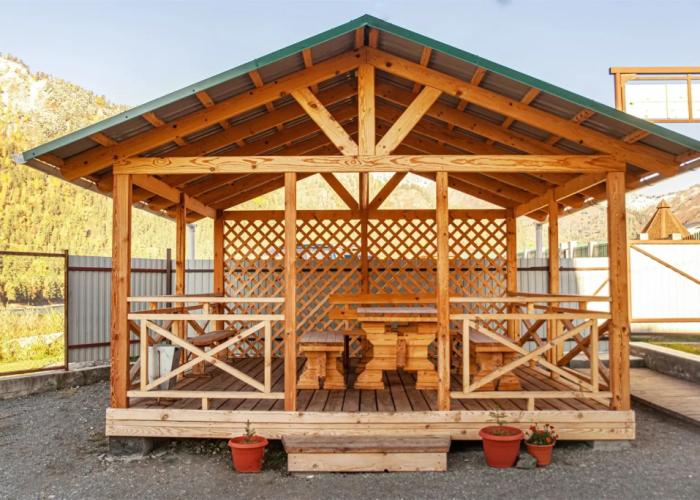 Lyubo-Dorogo Guest House