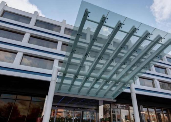 Renaissance London Heathrow Hotel