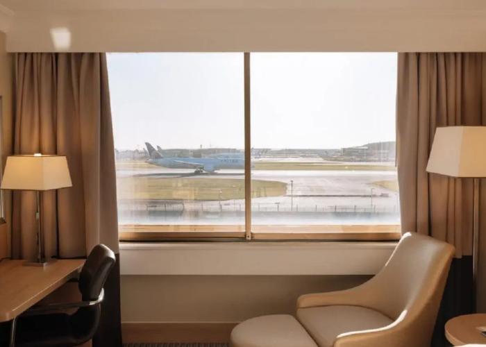 Renaissance London Heathrow Hotel