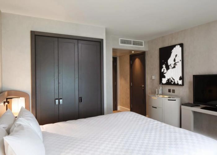 Hilton London Heathrow Airport Hotel