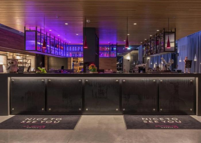 MOXY London Heathrow Airport
