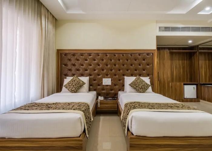Ostin Viceroy Grand