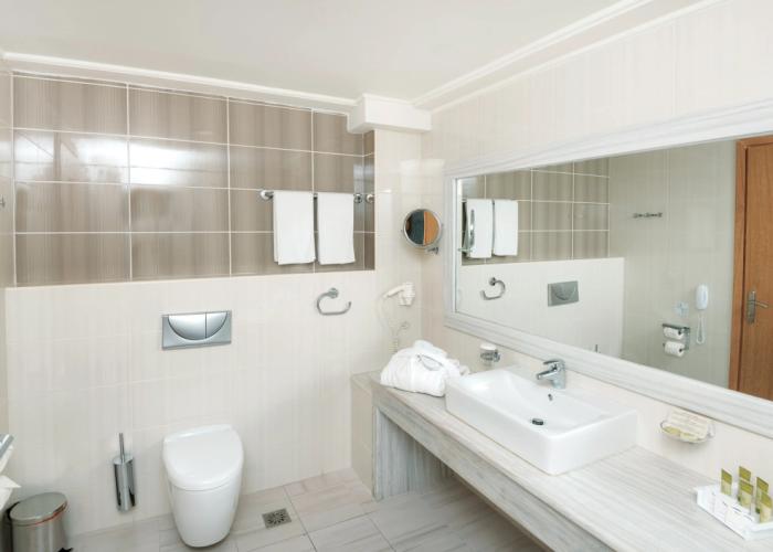 Grand Blue Beach Hotel