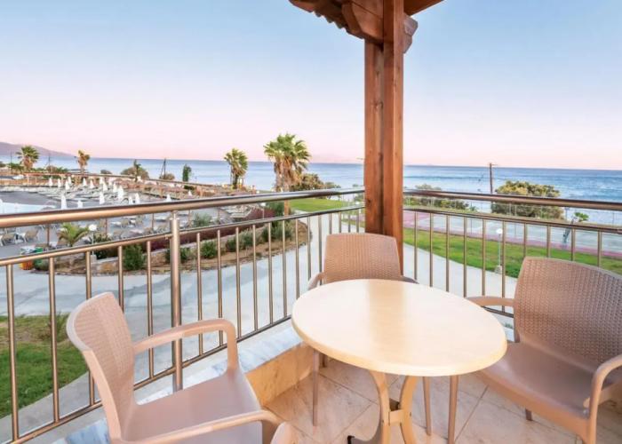 Grand Blue Beach Hotel