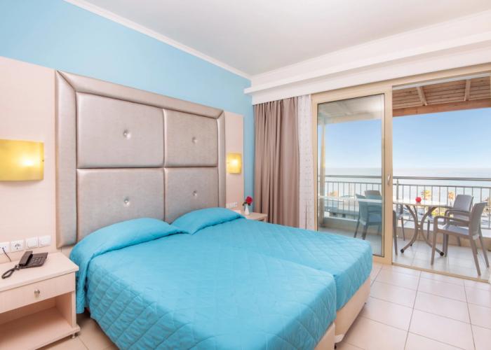 Grand Blue Beach Hotel