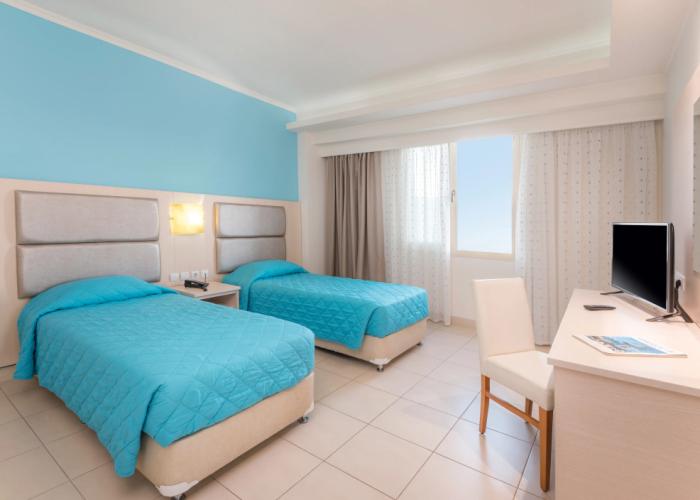 Grand Blue Beach Hotel
