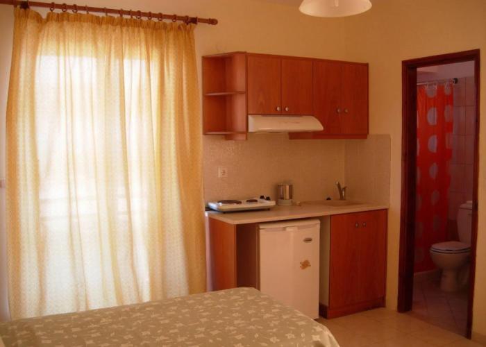 Philippos Studios & Apartments