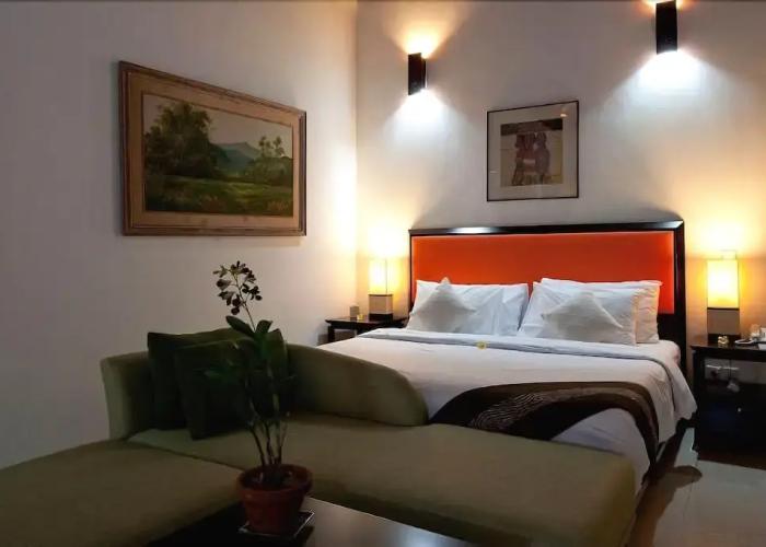 Nusa Nalan Beach Resort