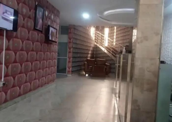 Royal Continental Suites and Apartments