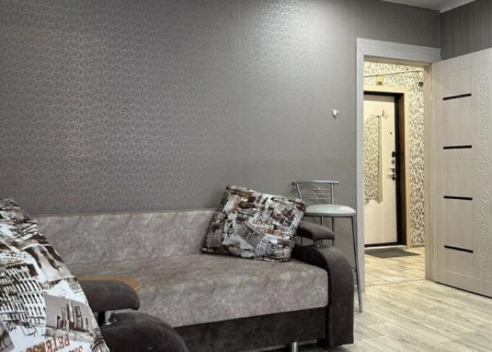 Kommunisticheskaya 5 Flat