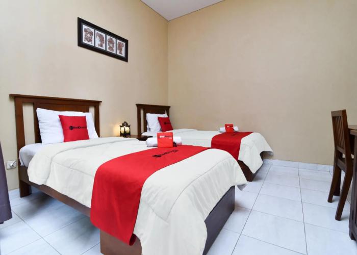 RedDoorz near Pantai Sanur Bali