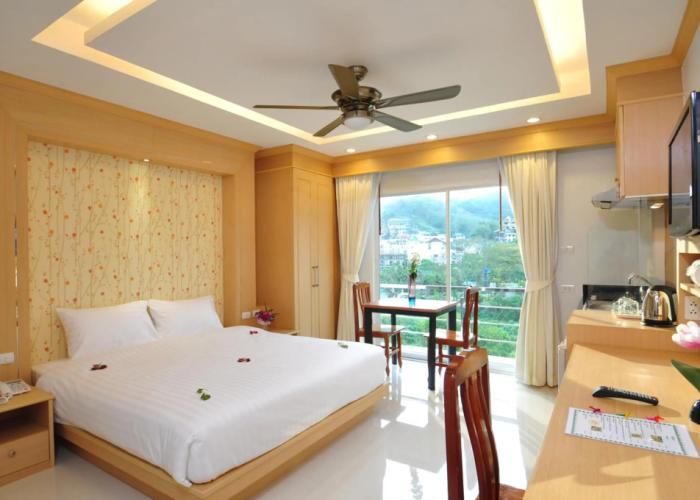 Green Harbor Hotel & Service Apartment