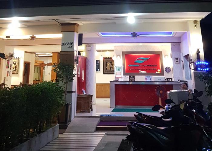 Green Harbor Hotel & Service Apartment