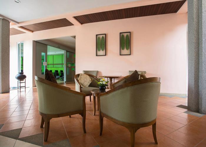 Thanthip Beach Resort