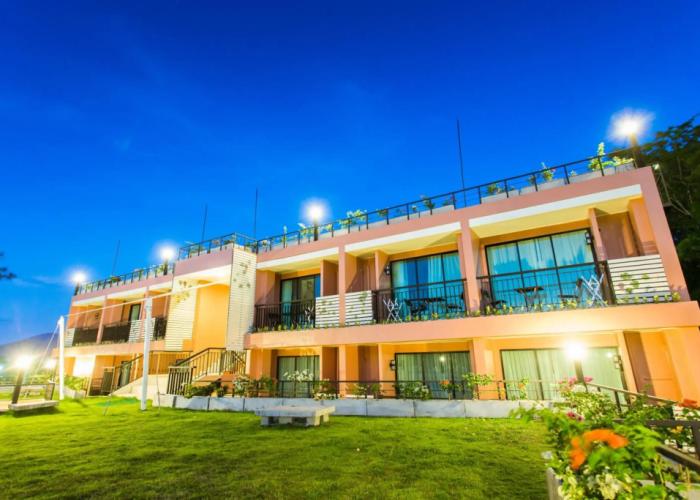 Hotel on Hilltop