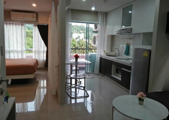The Scene Condo By The Rich