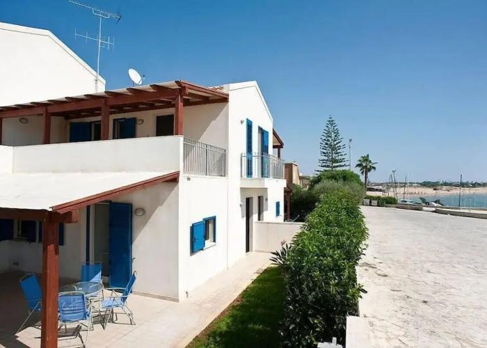 Dolce Mare 4 - Sea Front - Large Balcony - Sandy Beach