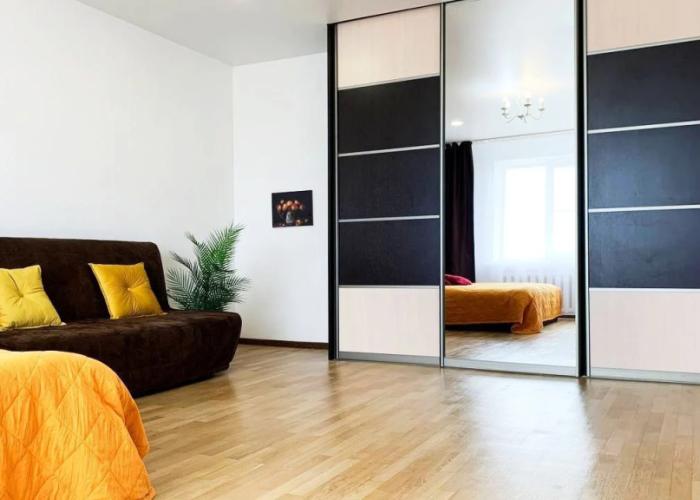 Uyutnaya Kvartira S Novym Remontom Apartments