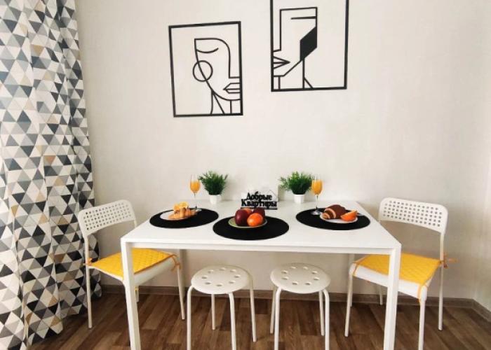 Uyutnaya Kvartira S Novym Remontom Apartments