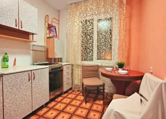 Oktyabryskaya 37B Apartments