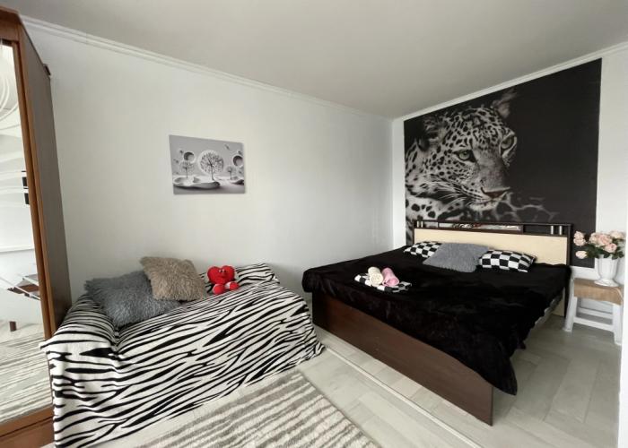 Oktyabryskaya 37B Apartments