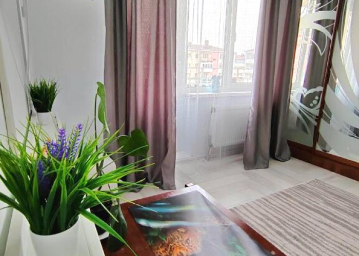 Oktyabryskaya 37B Apartments