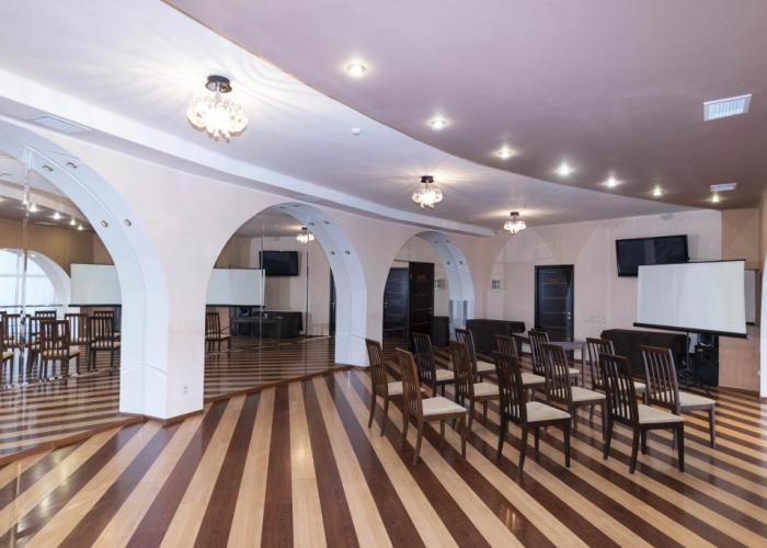 Korona Hotel