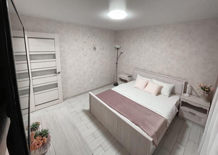 Na Karla Marksa Flat