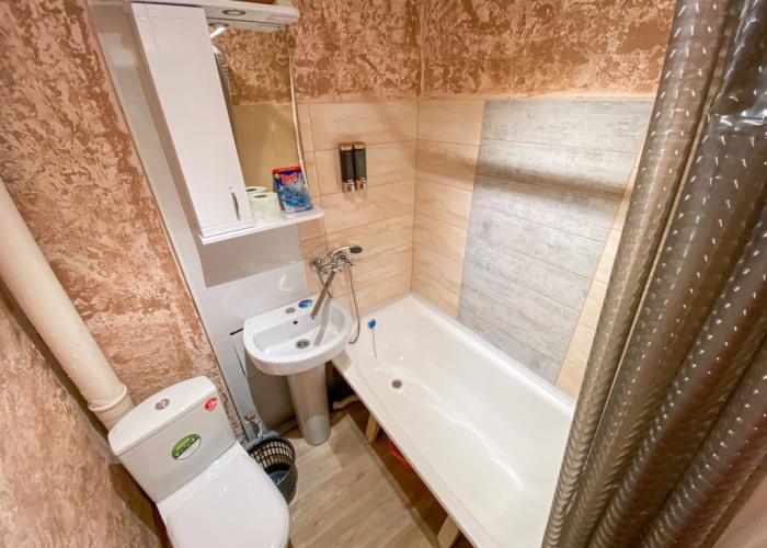 Na Berezke Kochubeya 3 Etazh Flat