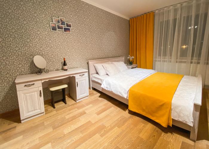 Na Berezke Kochubeya 3 Etazh Flat