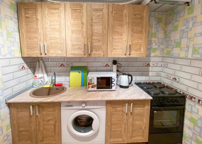 Na Berezke Kochubeya 3 Etazh Flat