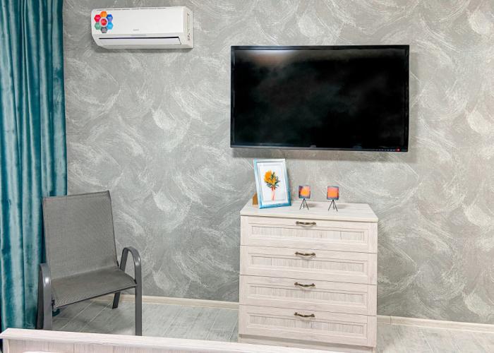 Na Berezke Kochubeya 6 Etazh Flat
