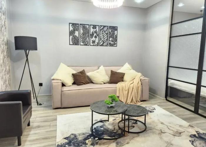 Lyuks Na Romashke Apartments