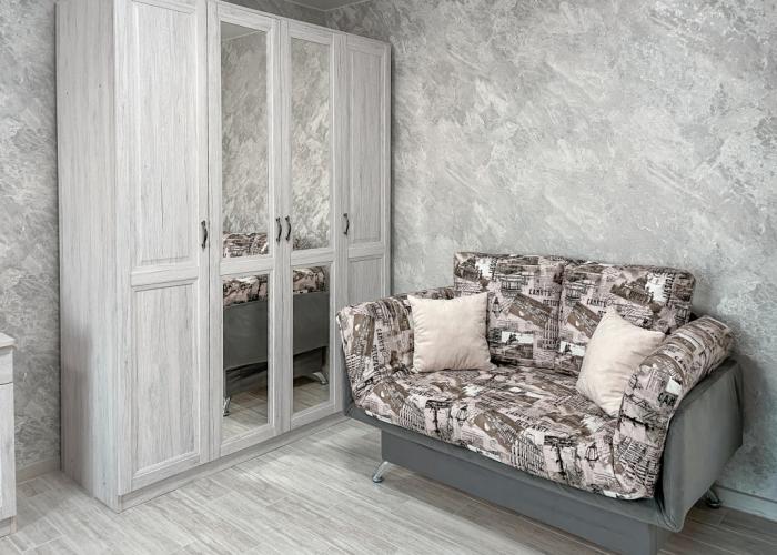 Na Berezke Kochubeya 6 Etazh 2 Flat