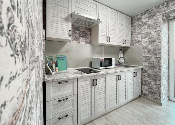 Na Berezke Kochubeya 6 Etazh 2 Flat