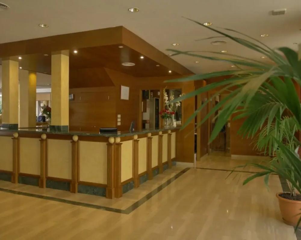 Valentin Reina Paguera - Adults Only