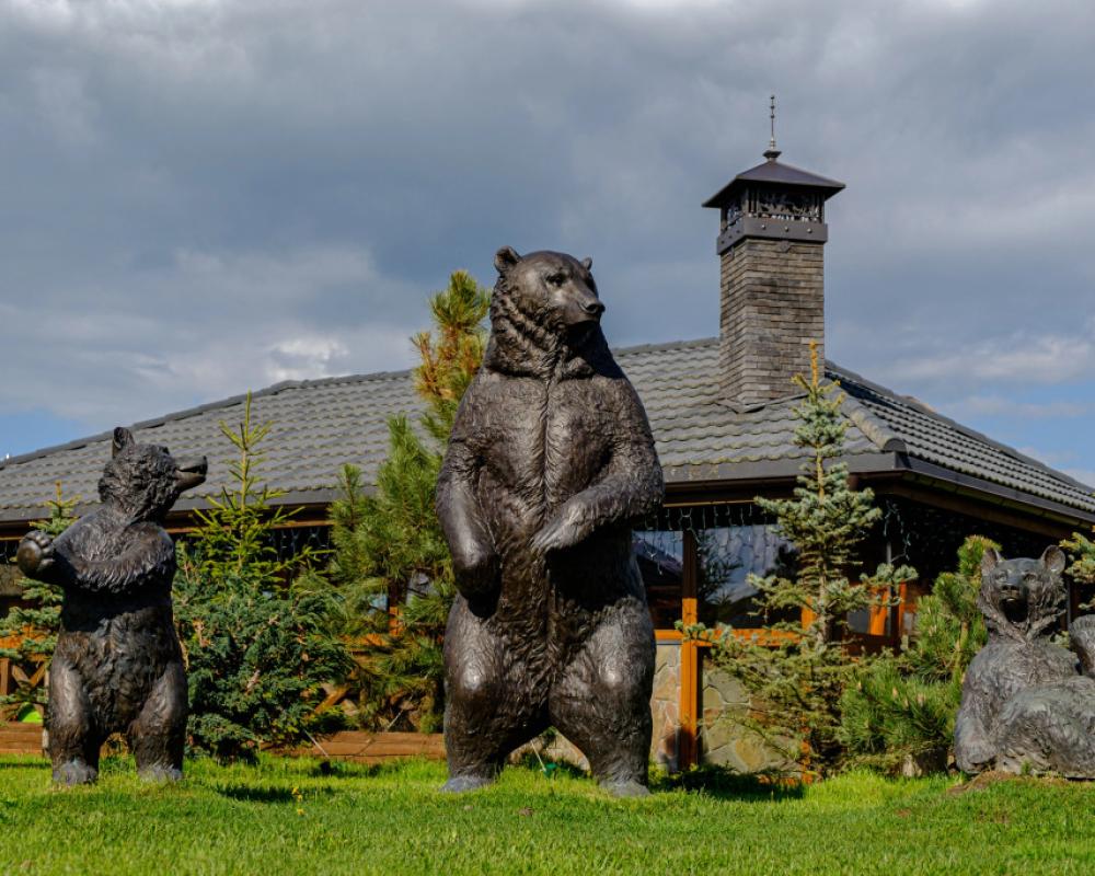 Zagorodnyij Eko-Klub Tri Medvedya