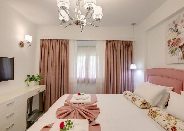 Sani Luxury Villas