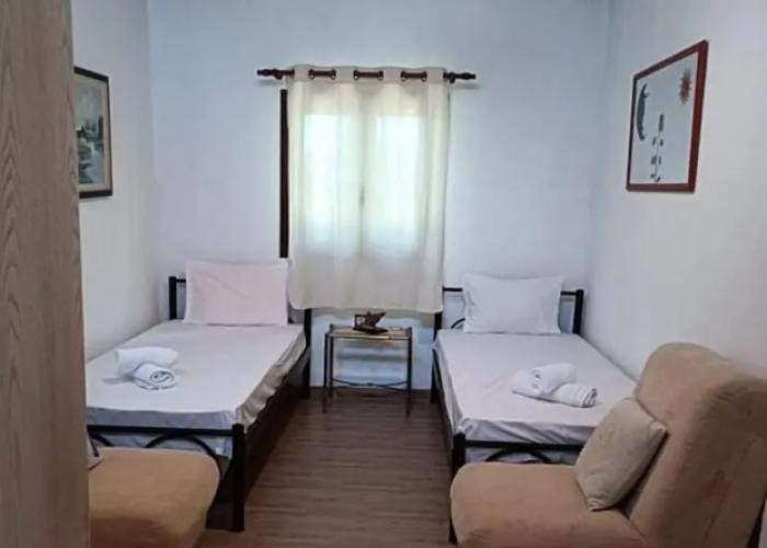 Family Villa in Sani - Sleeps 6 - Parking - Wifi