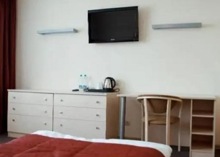 Yut Hotel