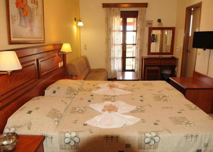 Hotel Athena