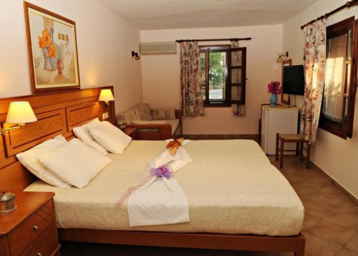 Hotel Athena