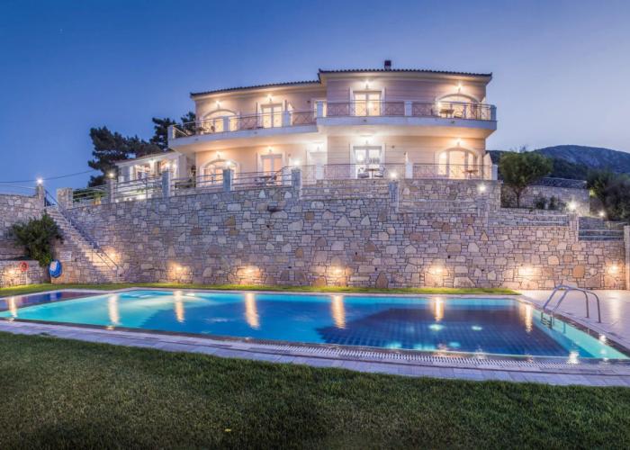 Penny Luxury Apartments