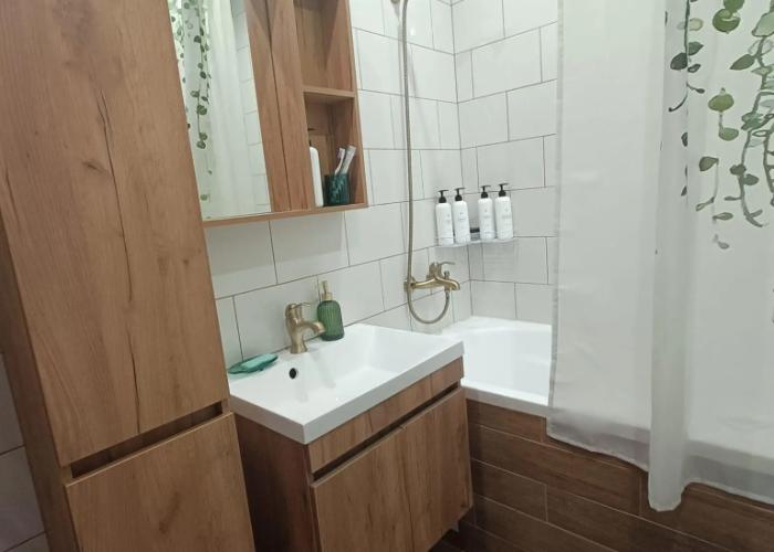 Daris apartment on Druzhby Street 21