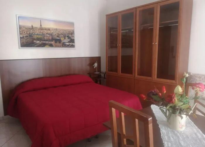 Antico Portale Host Roberto